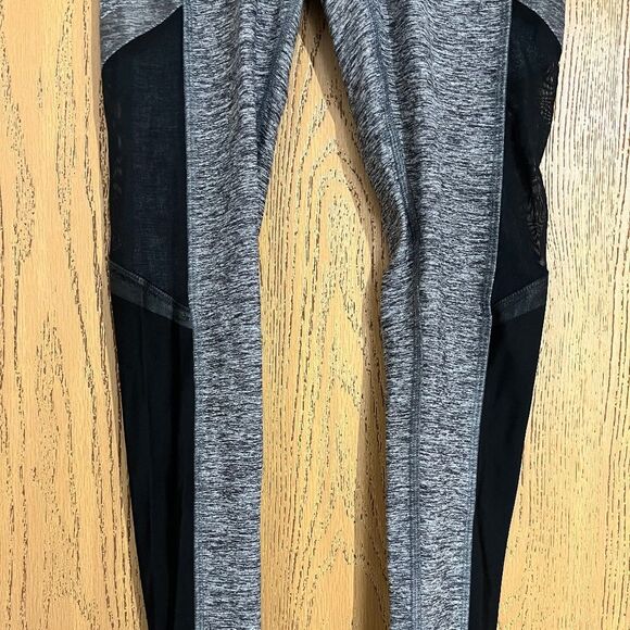 PINK Victoria’s Secret Women’s Activewear Black & Gray Mesh Leggings Sz-XS - Picture 3 of 6